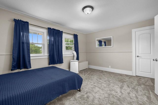621 Main St S, Minot, ND 58701