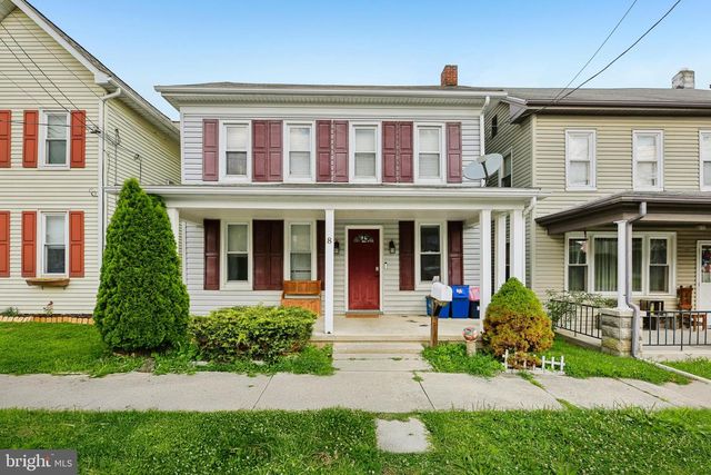 8 FAIR AVE, Hanover, PA 17331