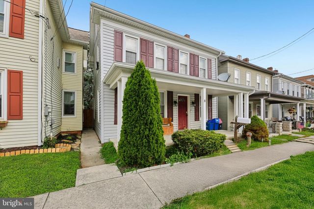 8 FAIR AVE, Hanover, PA 17331