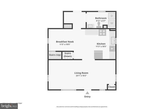 8 FAIR AVE, Hanover, PA 17331