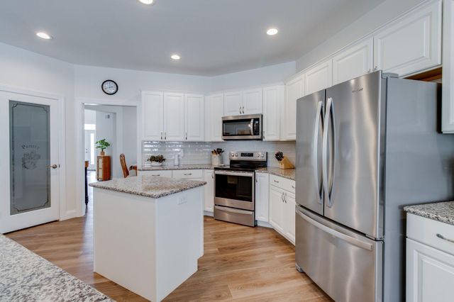 357 HOME TOWNE BLVD, Ephrata, PA 17522