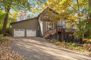 10294 Oak Shore Drive, Lakeville, MN 55044