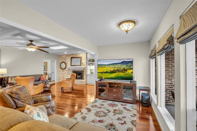 13511 Queensbury Lane, Houston, TX 77079