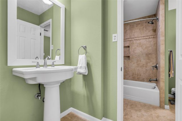 13511 Queensbury Lane, Houston, TX 77079