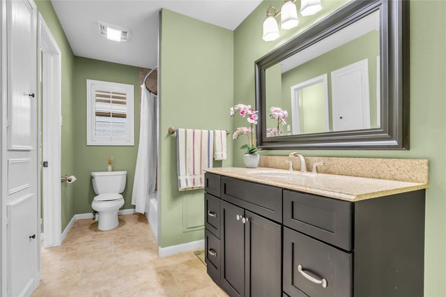 13511 Queensbury Lane, Houston, TX 77079