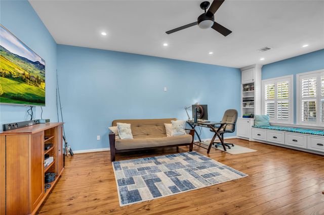 13511 Queensbury Lane, Houston, TX 77079