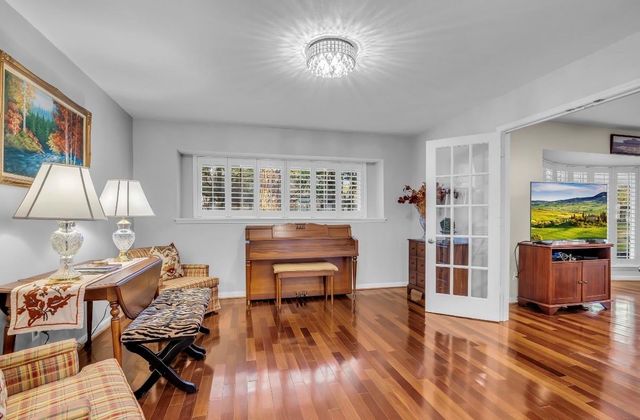 13511 Queensbury Lane, Houston, TX 77079