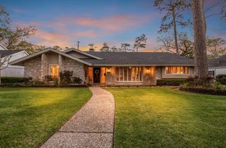 13511 Queensbury Lane, Houston, TX 77079