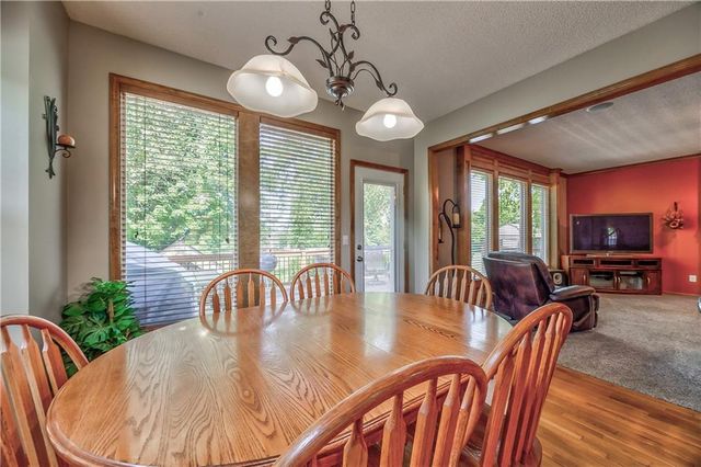 21600 S Lackman Road, Spring Hill, KS 66083
