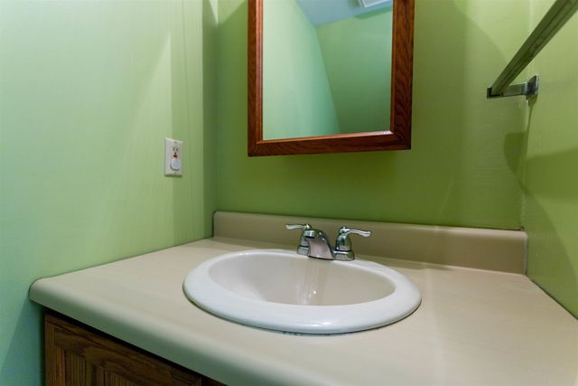 83 Borestone Lane, Burlington, VT 05408