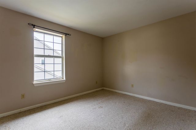 83 Borestone Lane, Burlington, VT 05408