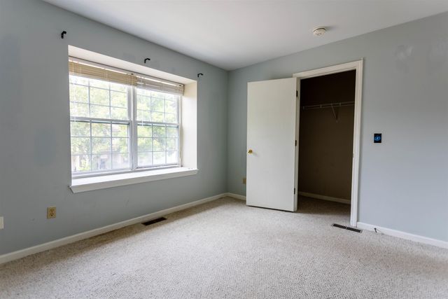 83 Borestone Lane, Burlington, VT 05408
