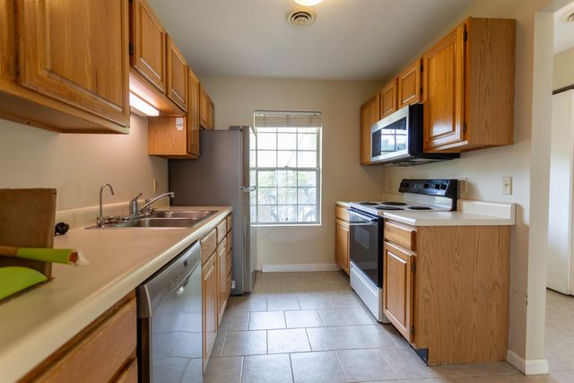 83 Borestone Lane, Burlington, VT 05408
