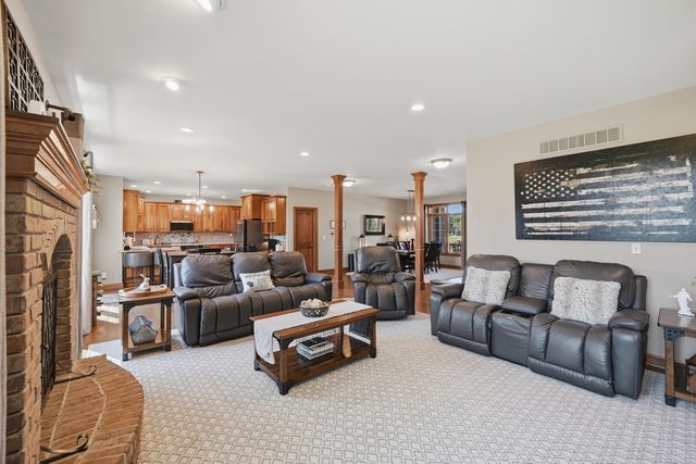 468 Rutland Road, Dekalb, IL 60115