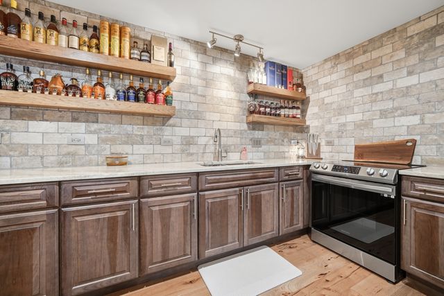 468 Rutland Road, Dekalb, IL 60115