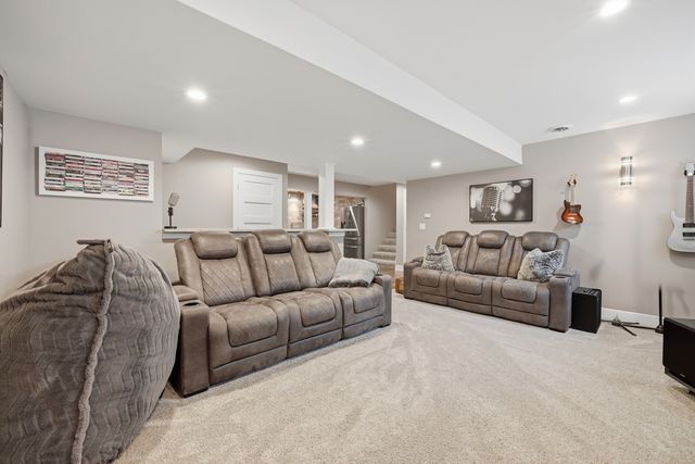 468 Rutland Road, Dekalb, IL 60115