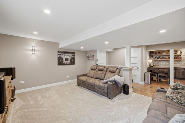 468 Rutland Road, Dekalb, IL 60115