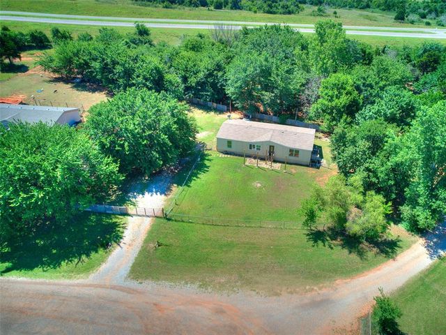 1714 NW 82nd Street, Blanchard, OK 73010