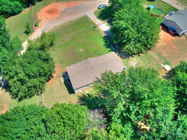 1714 NW 82nd Street, Blanchard, OK 73010