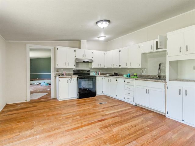 1714 NW 82nd Street, Blanchard, OK 73010