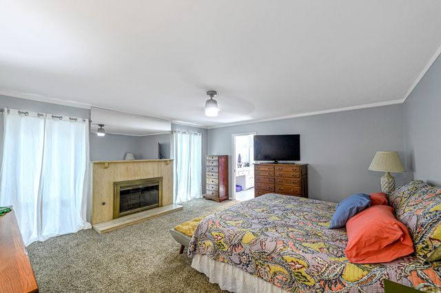 201 Hillcrest Drive, Richmond, TX 77469