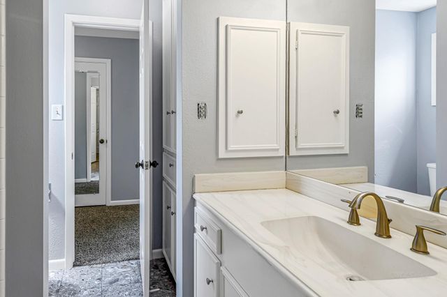 201 Hillcrest Drive, Richmond, TX 77469