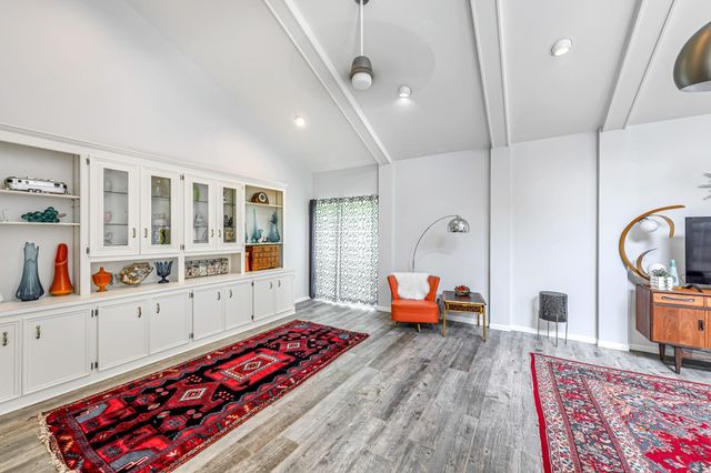 201 Hillcrest Drive, Richmond, TX 77469