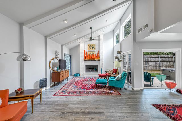 201 Hillcrest Drive, Richmond, TX 77469