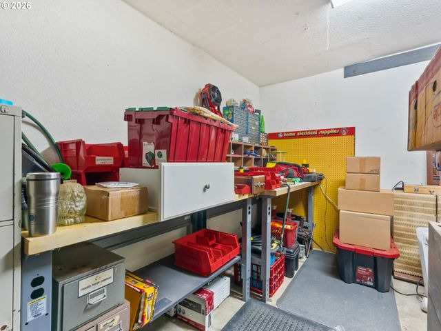 1333 Sw 19TH Dr, Gresham, OR 97080