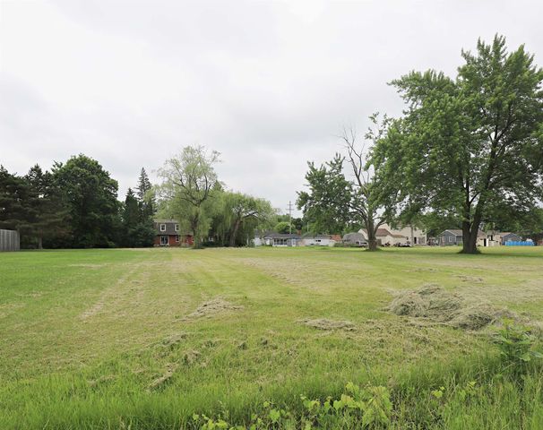 Hemphill Road, Flint, MI 48507