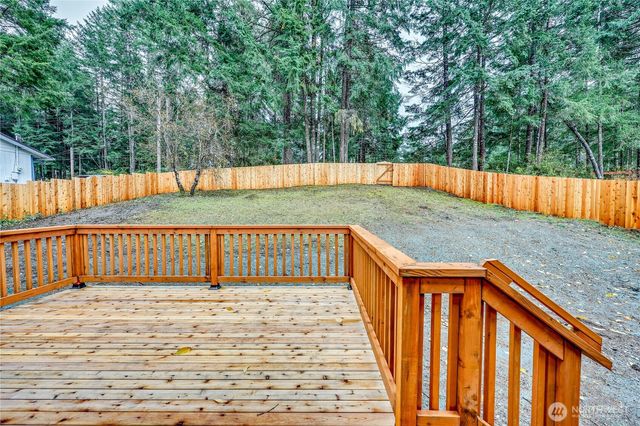 171 E Barnsby Place, Shelton, WA 98584