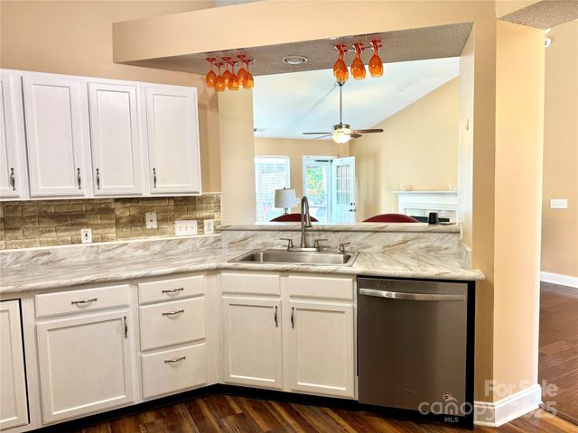 9420 Monarda Court, Charlotte, NC 28216