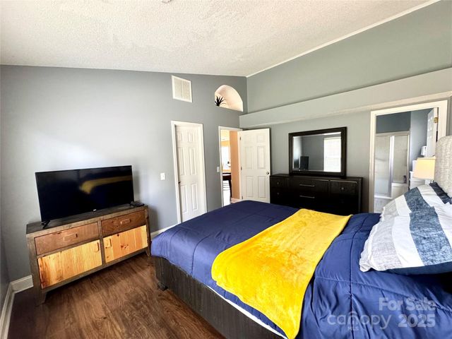 9420 Monarda Court, Charlotte, NC 28216