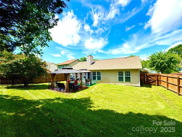 9420 Monarda Court, Charlotte, NC 28216