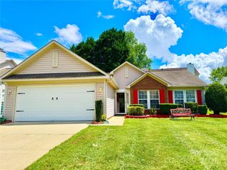 9420 Monarda Court, Charlotte, NC 28216