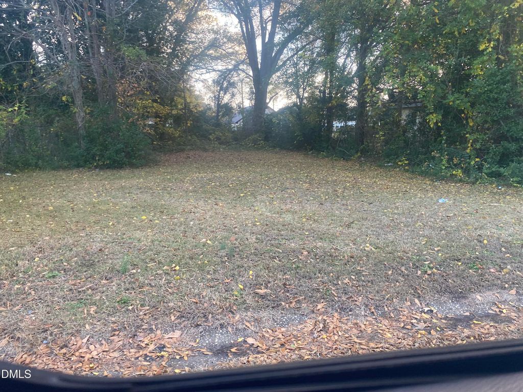 116 Enoch Avenue, Fayetteville, NC 28301