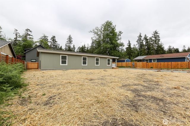 425 Mitchell Drive, Coupeville, WA 98239