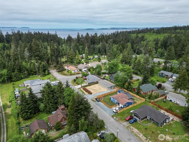 425 Mitchell Drive, Coupeville, WA 98239