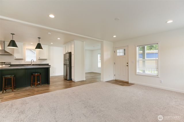 425 Mitchell Drive, Coupeville, WA 98239