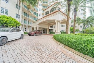 20000 E Country Club Dr 409, Aventura, FL 33180