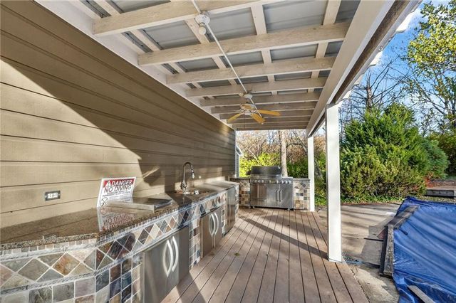 16221 NE 116TH Street, Liberty, MO 64068