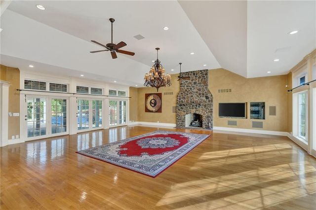 16221 NE 116TH Street, Liberty, MO 64068