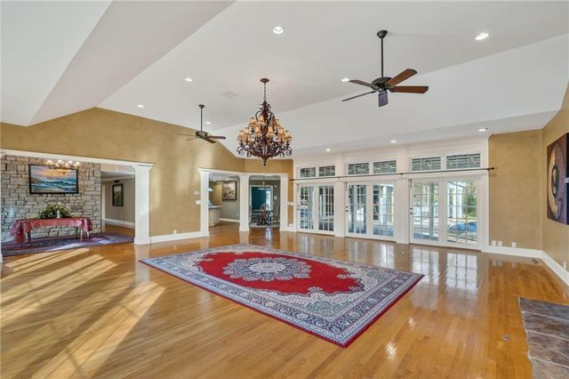 16221 NE 116TH Street, Liberty, MO 64068