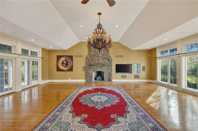 16221 NE 116TH Street, Liberty, MO 64068