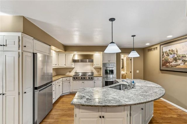 16221 NE 116TH Street, Liberty, MO 64068