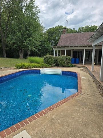 16221 NE 116TH Street, Liberty, MO 64068