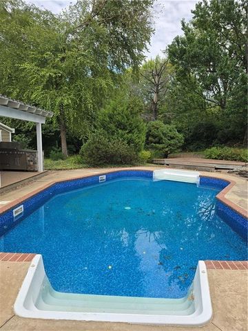 16221 NE 116TH Street, Liberty, MO 64068