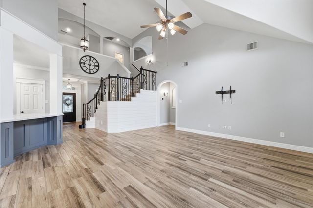 15815 Mossy Shores Court, Houston, TX 77044