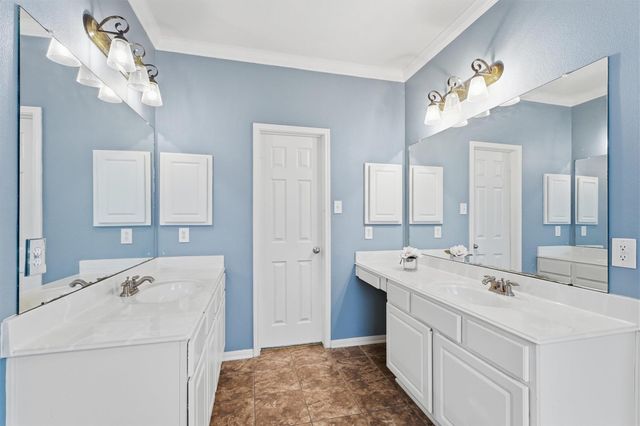 15815 Mossy Shores Court, Houston, TX 77044
