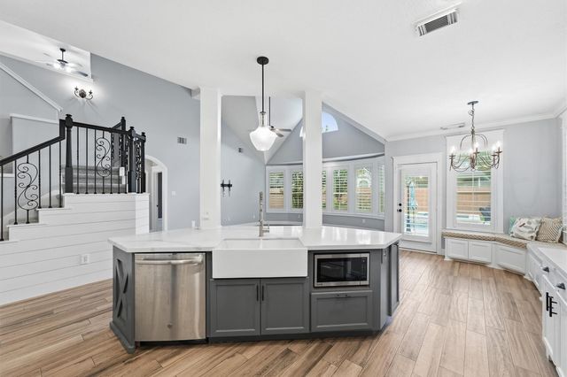 15815 Mossy Shores Court, Houston, TX 77044